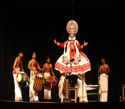 Kathakali & Kalaripayattu Show